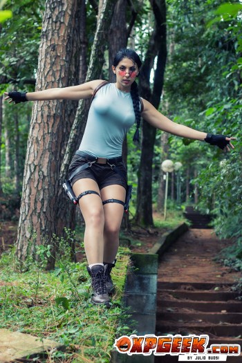 Lara Croft - Tomb Raider ( Gabriela Estevão )